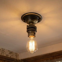 B22 Solid Brass Batten Lampholder in Hand-Antiqued Finish